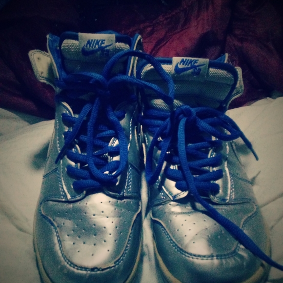 Nike Dunk High Premium SB 'Dinosaur Jr' - Picture 2 of 2